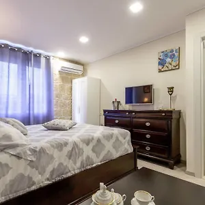 4* Bed & Breakfast Metropole Luxury