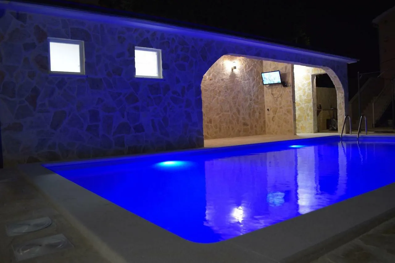 Apartment Nika Split