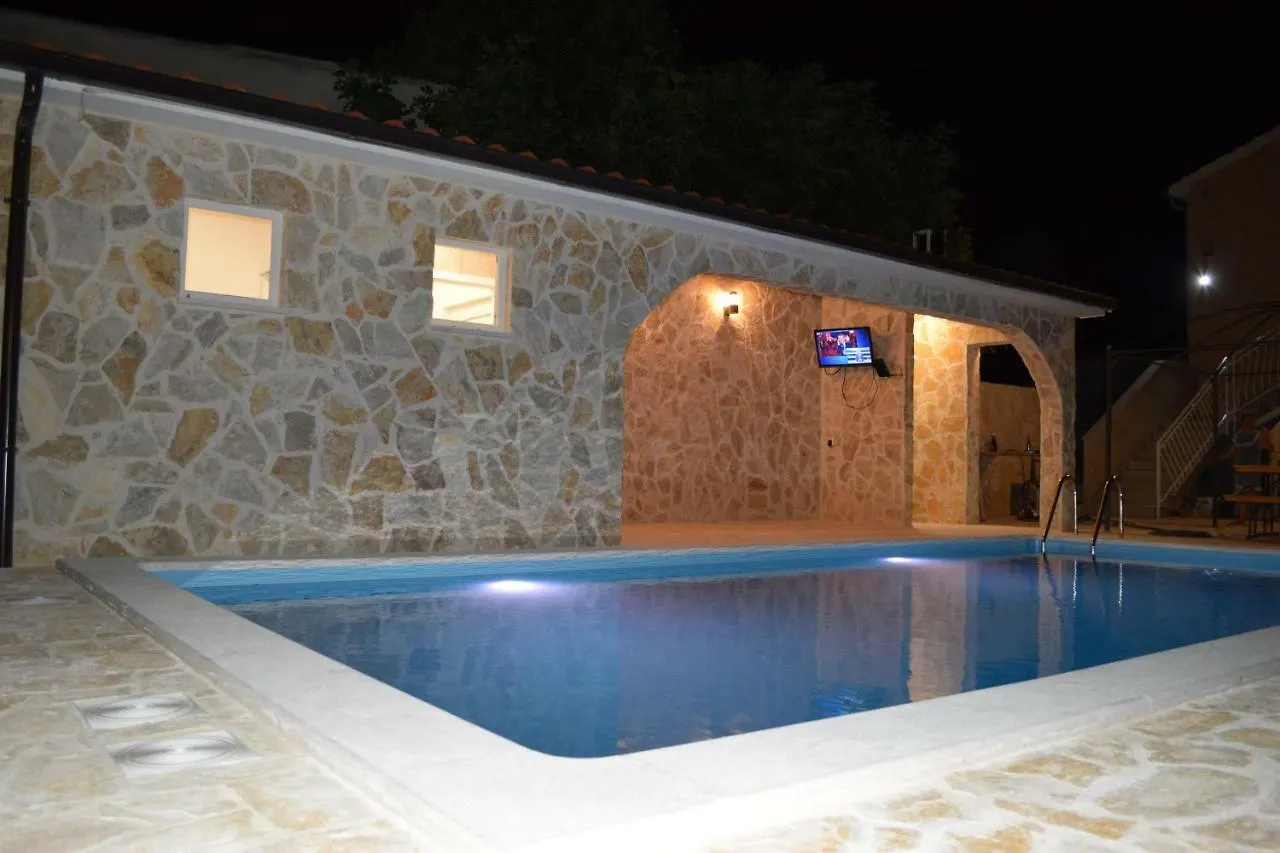Apartment Nika Split