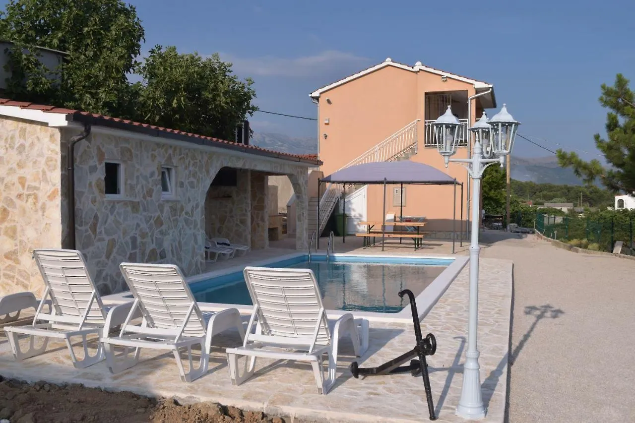 Apartment Nika Split